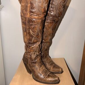 Dan Post Distressed Brown Embossed Boots